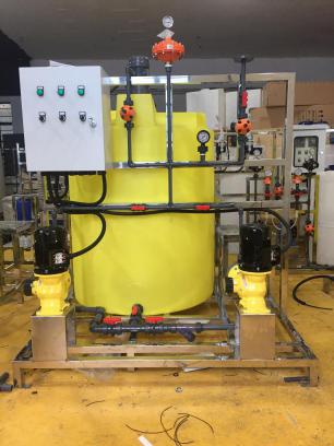 單桶加藥設(shè)備